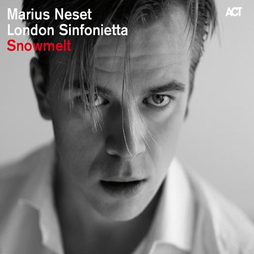 Mit Snowmelt legt Marius Neset ein interessantes Album vor, das sowohl zwischen als auch mit Klassik und Jazz oszilliert