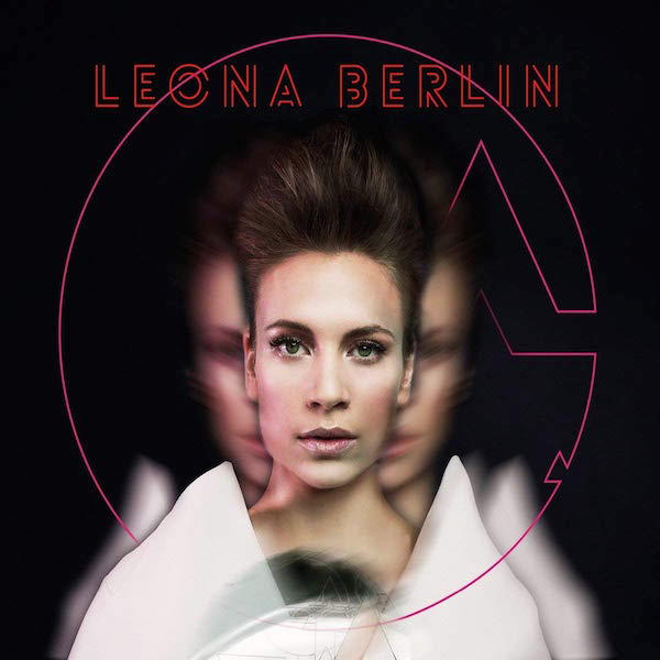 Vier Jahre Vorbereitung: Das namenlose Debut-Album von Leona Berlin spielt vielschichtige Lieder zwischen Jazz, Soul, Pop und Funk mit ganz viel Freiheit jenseits der Genregrenzen